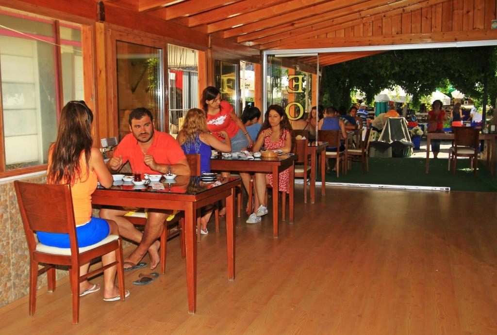 Koz Eren Otel Çeşme Exterior foto